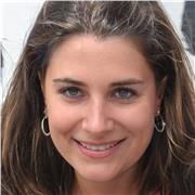 Aprende a llevar tus redes sociales y atraer más clientes con clases de marketing.